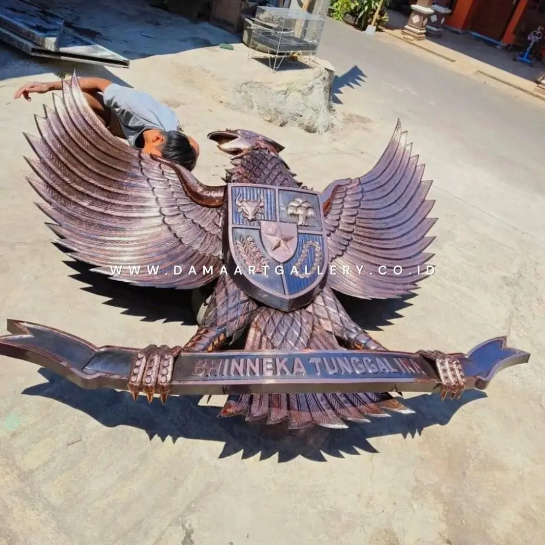 Kerajinan Patung Tembaga
